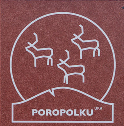 Kennzeichnung des Wanderwegs " Poropolku"
