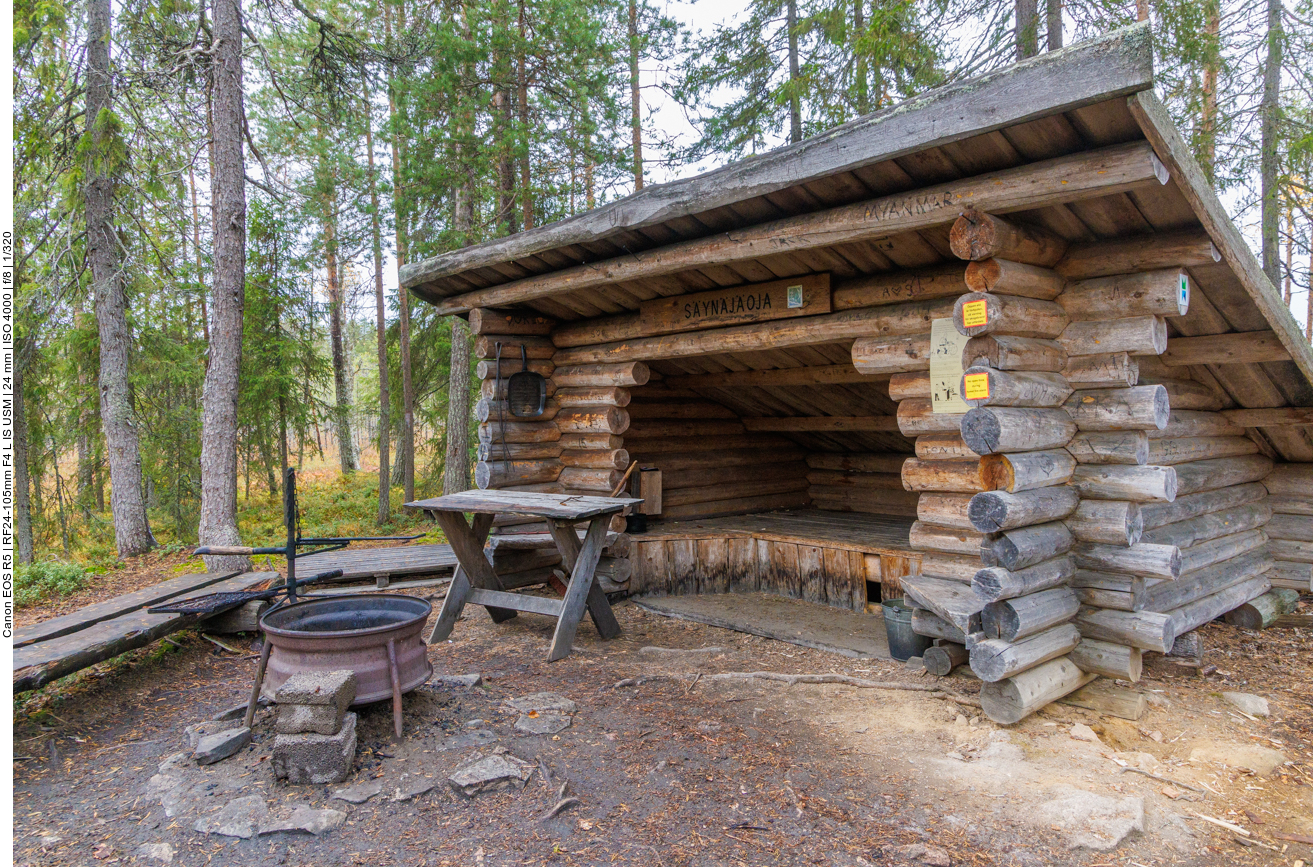 Schutzhütte mit Übernachtungsmöglichkeit