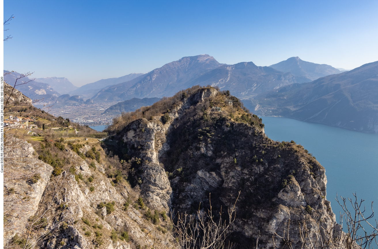 Ganz links ist Pregasina, gleich daneben erkennt man Riva