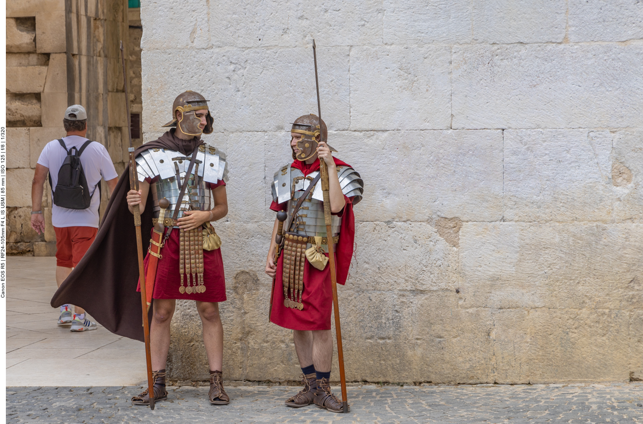 Die sind wohl einige Jahrhunderte zu spät dran ;-)