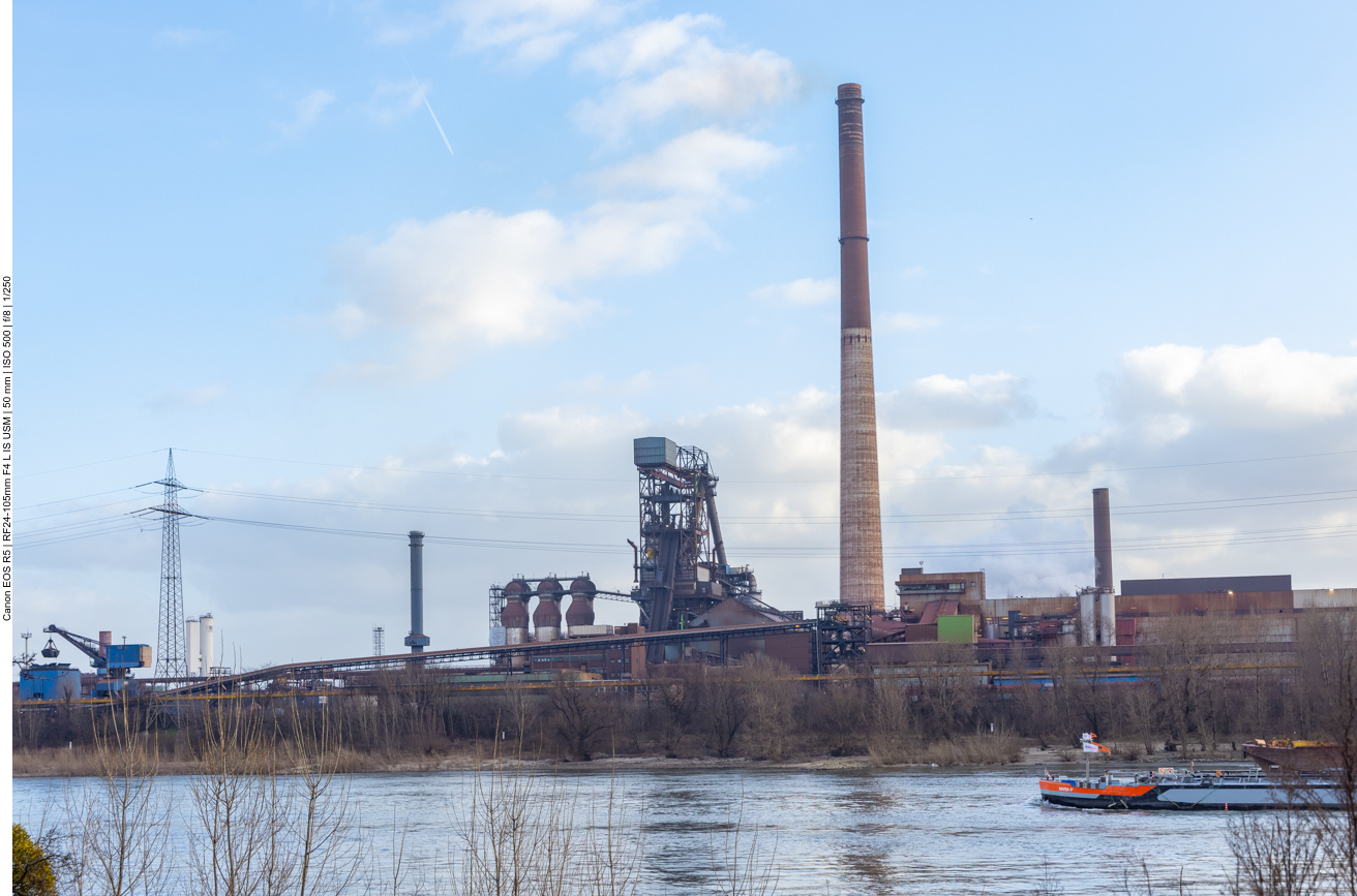 Eisenhütte am Rhein