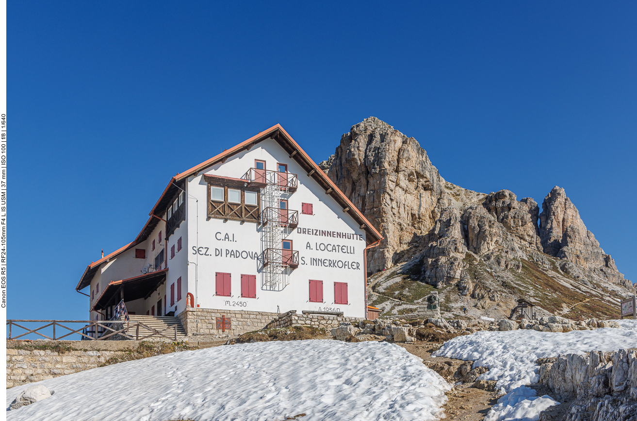 An der (leider geschlossenen) Drei Zinnen Hütte 