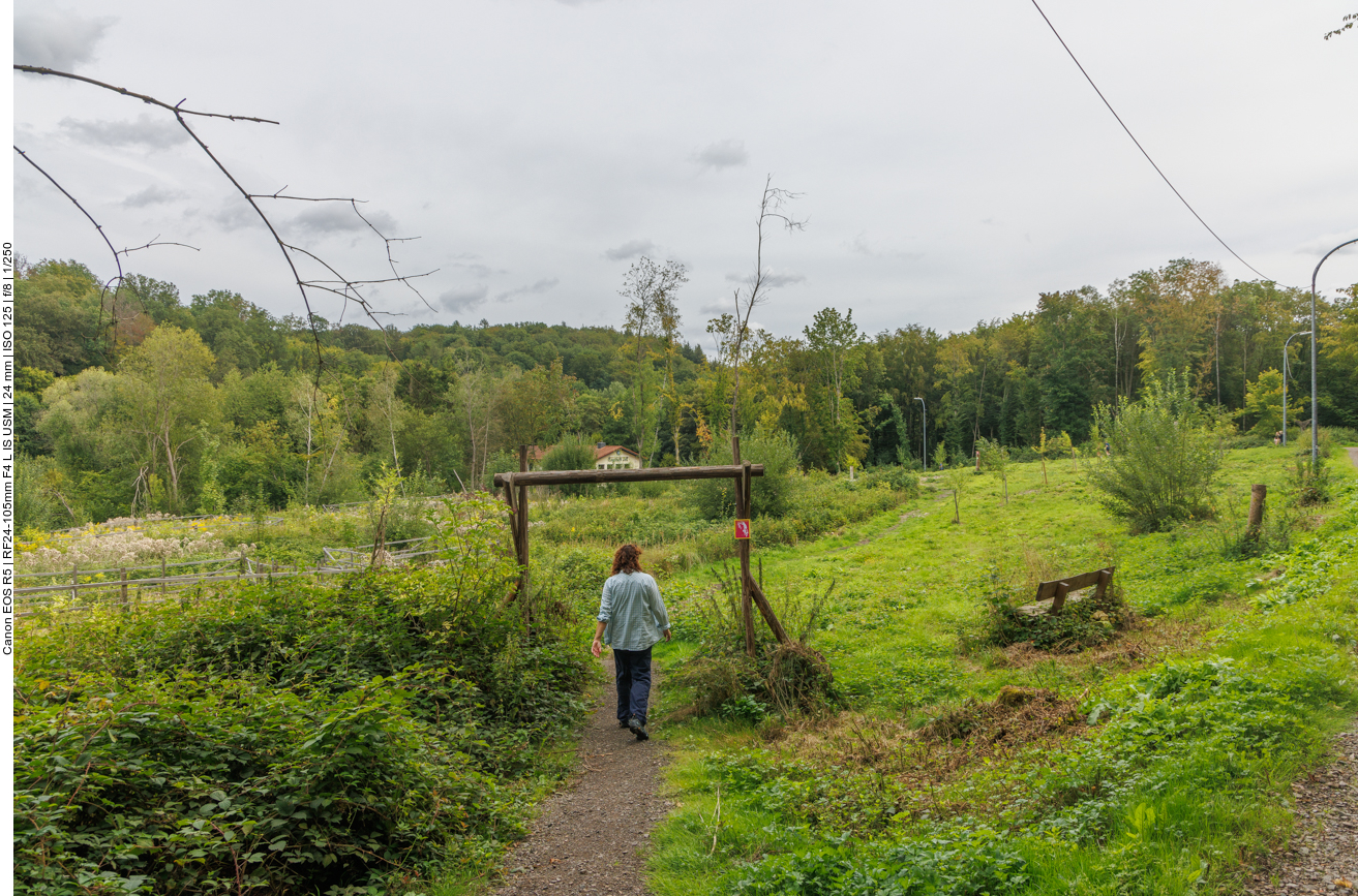 Eines der Starttore des Karl-May-Wegs bei Bayrisch Zell 