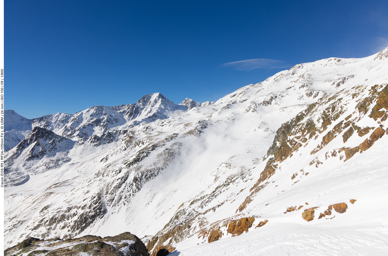 Schneebedeckte Berge 
