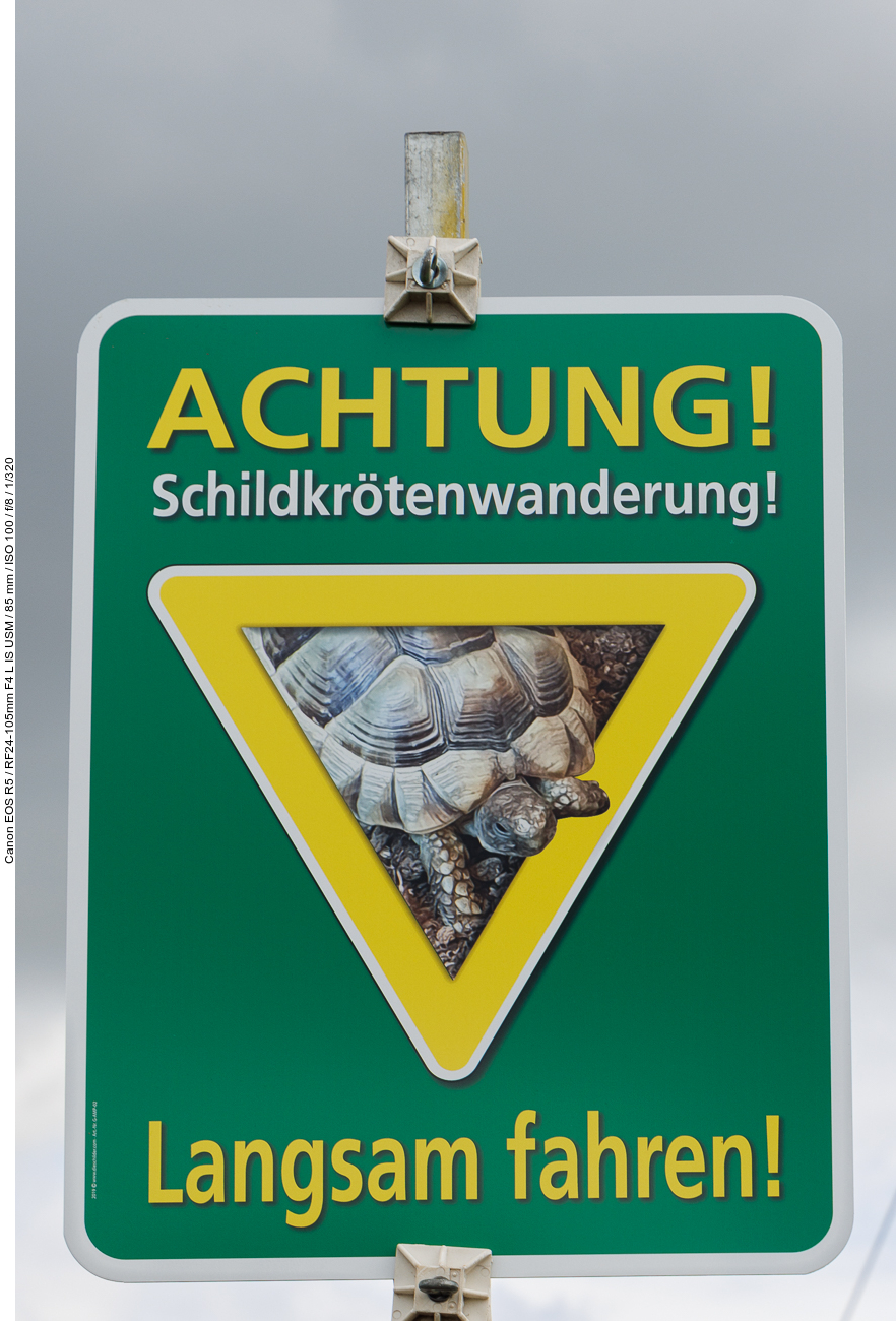 Hinweisschild auf der Zuwegung zum Naturschutzgebiet