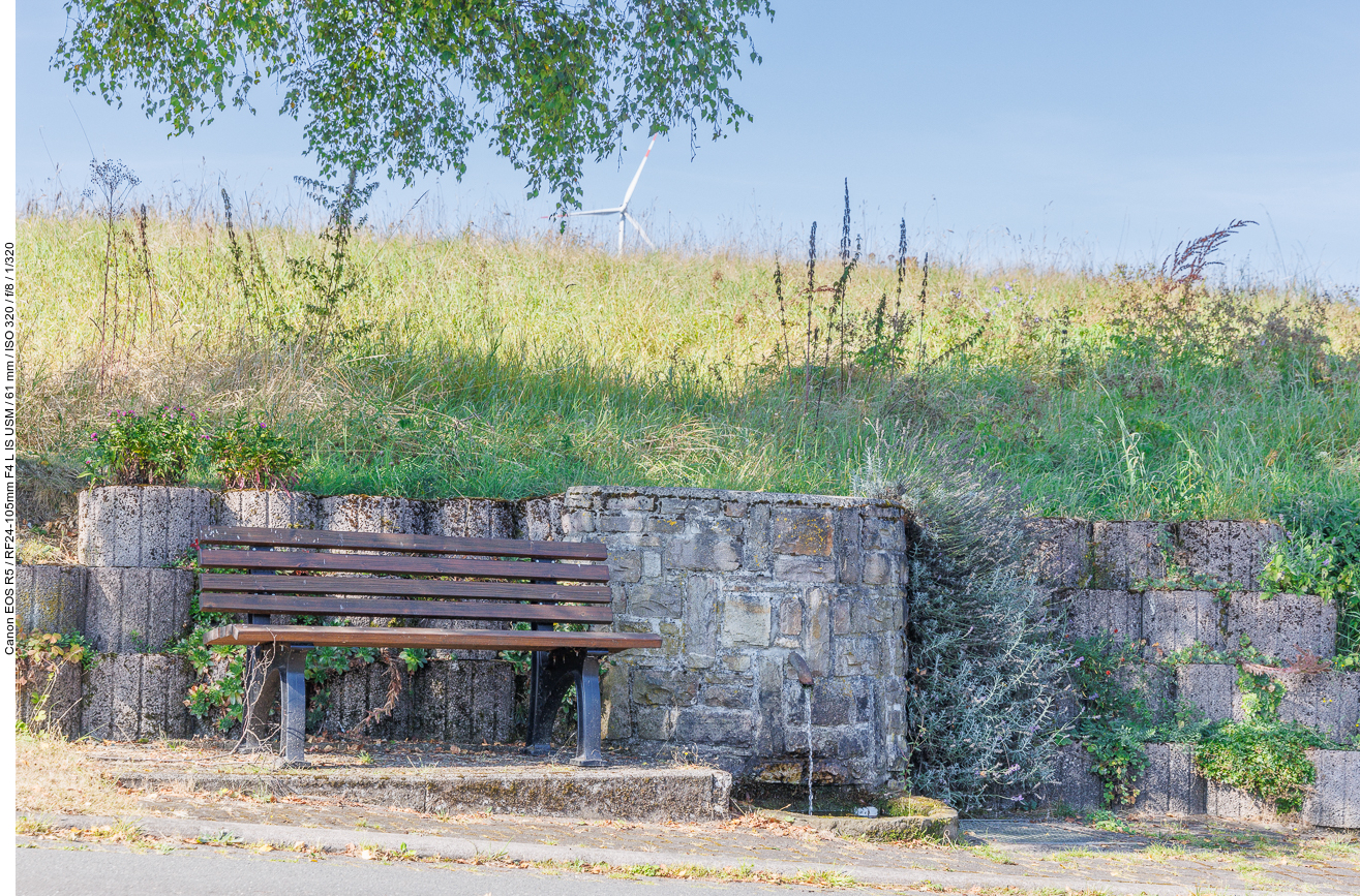 Am Anfang der Wanderung ist es noch zu früh zum Rasten