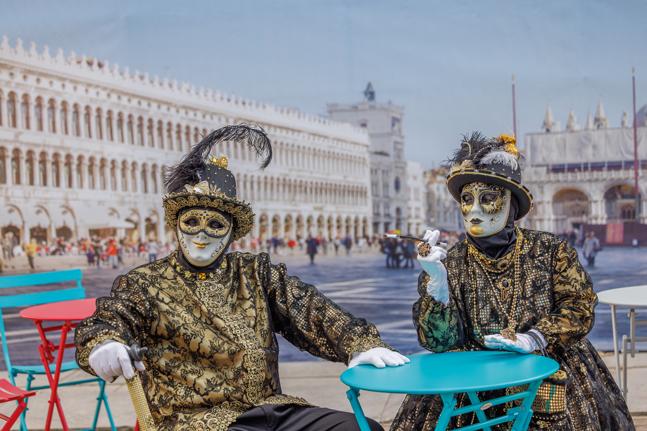 Paar vor venezianischer Kulisse