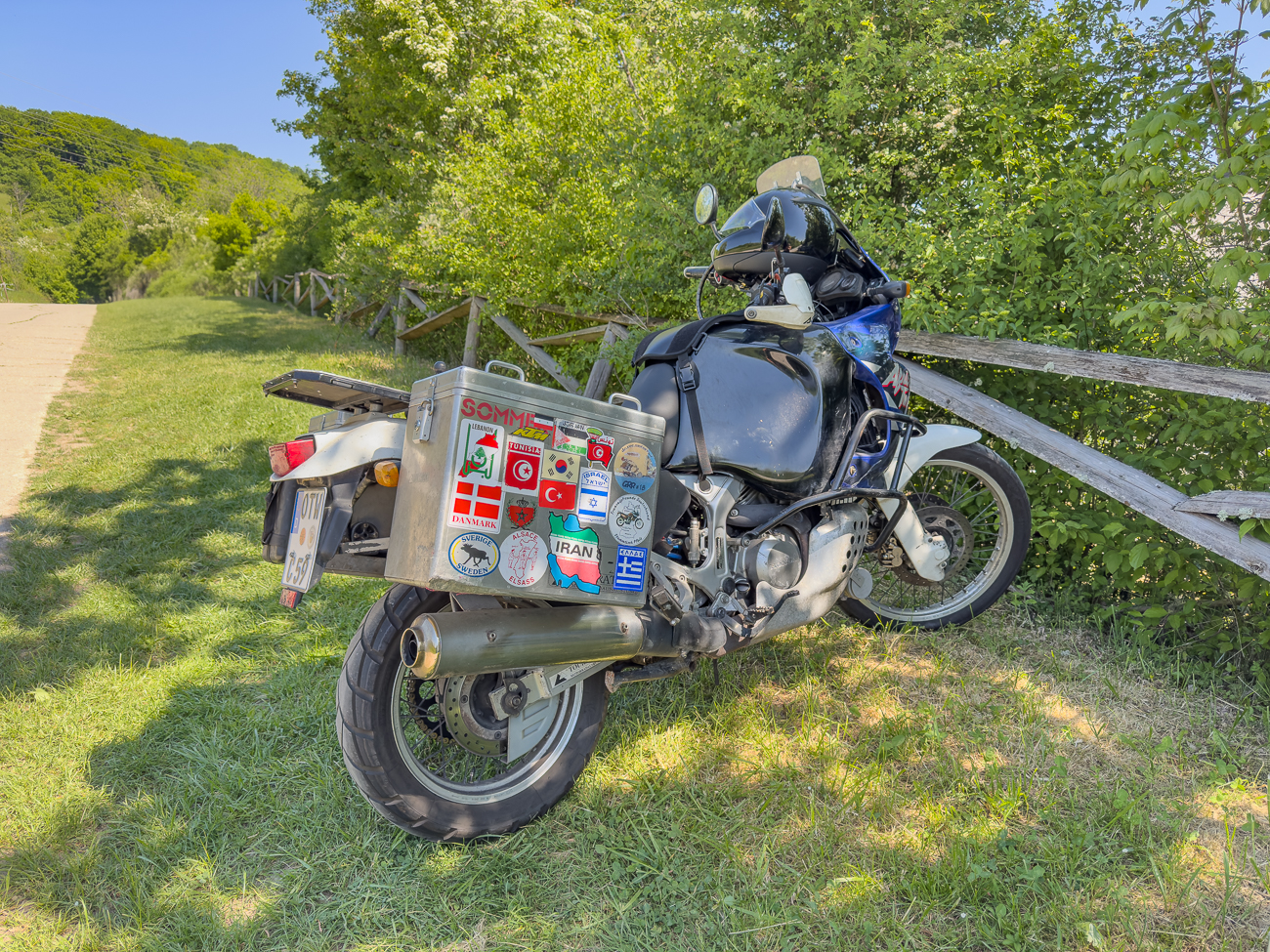 Diesmal bin ich mit dem Mopped zum Wandern gefahren
