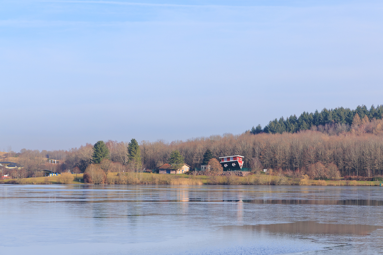 Das Haus steht Kopf am Bostalsee